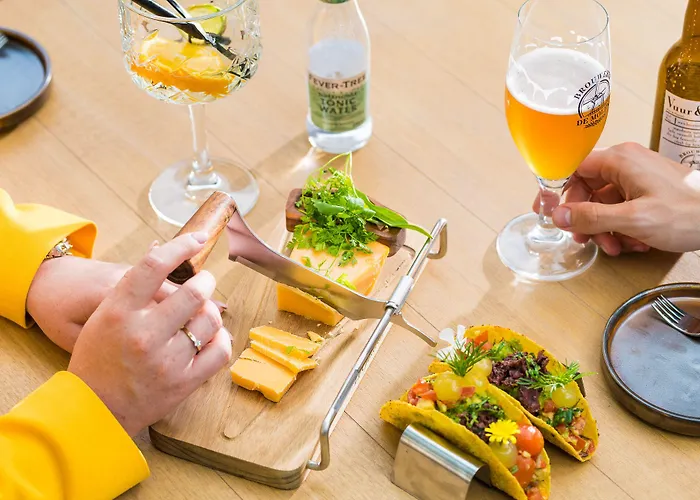 Marienhage Boutique 에인트호번